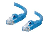 C2G Cat5e Booted Unshielded (UTP) Network Patch Cable - Patch-kabel - RJ-45 (hane) till RJ-45 (hane) - 20 m - UTP - CAT 5e - formpressad, hakfri, tvinnad - blå 83169